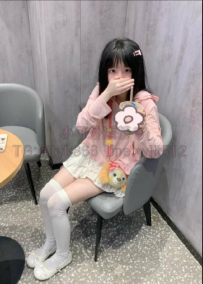#台中推薦 小白   155cm B 41kg 19y